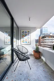 Modern Loft by Cazú Zegers - Image 4