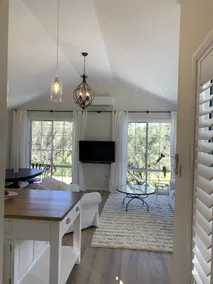 Romantic Retreat For Couples & Their Pets! - Image 3