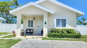 Seashore Vacation Home, Oceanpointe, Lucea, Jamaica - Image 4