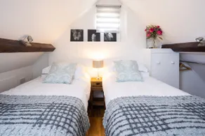 The Dovecote 3-Bed Cottage Rowden Manor - Image 5