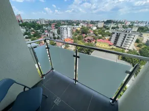 105 / top of the city - Image 3