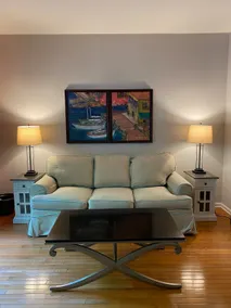 Cheerful 3-Bedroom Townhome in serene setting - Image 3
