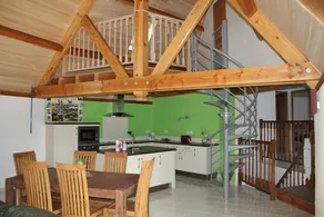 Country cottage with exposed beams - Image 2