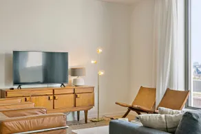 Modern Antwerp Penthouse for Six - Image 5