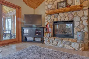 Lakewood Lodge on Nelson Lake - Image 4