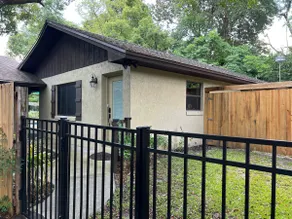 ”Winnie's Place” A Peaceful Guesthouse with Pool. - Image 4