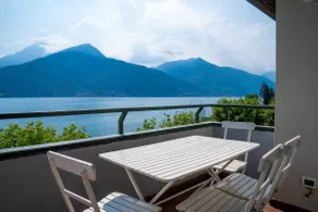[COMO LAKE VIEW] Regina Apartment - Image 2