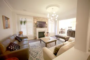 Stunning 4-BDRM Home-Toronto Area - Quiet Location - Image 5