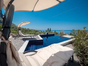 Family Vacation Home With Private Pool - Image 5