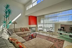 Upstairs, Sunny 2 bedroom w/pool and Mtn. views #5 - Image 3