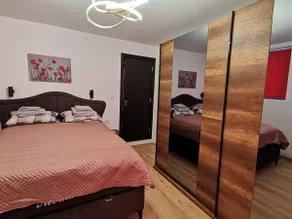 Apartment in the hearth of the city - Image 2