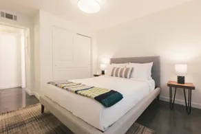 Demeter | 1BR Downtown Scene Stylish Apt. - Image 3