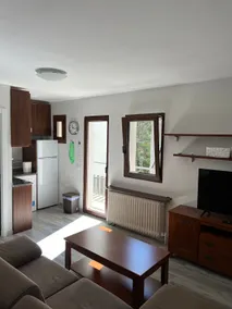 Refurbished apartment in Formigal - Image 4