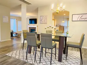 Beautiful and Modern 4 Bedroom Home. Must See. - Image 5