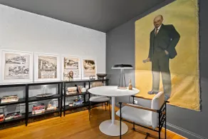Costa Lota • Vintage 1BR Near Wrigley - Image 2