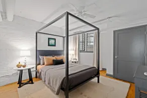 Costa Lota • Vintage 1BR Near Wrigley - Image 3