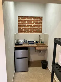 Greece Suite with full bathroom and kitchenette - Image 5