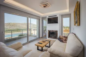 Villa Of the Hill with Heated Pool, BBQ & Kids Playground - Image 3