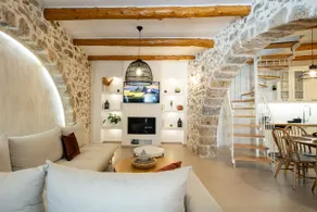 Petrino Two-Bedroom House in Mirthios - Image 2