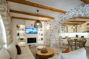 Petrino Two-Bedroom House in Mirthios - Image 3