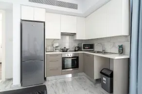 Oyster 1-BR Apt in Larnaca - Image 4