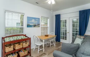 The Mariners House- Fully renovated kitchen! - Image 3