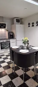 Nice one-room apartment in the basement - Image 3