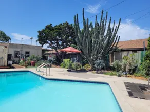Urban Farm House +Hot Tub+Pool - Image 2