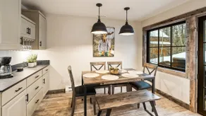 The Tenderfoot Chalet: Newly Remodeled! - Image 4