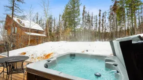 The Tenderfoot Chalet: Newly Remodeled! - Image 2