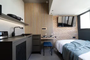 Urban Hive Tiny suite with roof garden Heraklion - Image 2