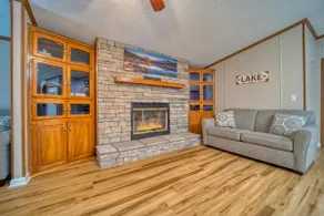 Dandridge House at the Lake - Image 3