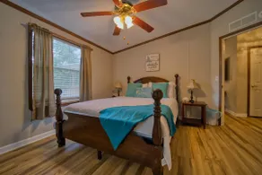 Dandridge House at the Lake - Image 2