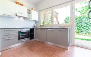 Villa mit Grill, Garten und privatem Pool | Meerblick - Image 4