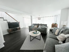 3BR Milford Retreat – 1 Min Walk to Water - Image 5