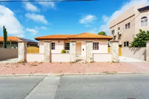 3BD Villa near Best Beaches 30ft private pool - Image 3