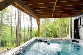 Chalet Horizon | Hot Tub | Secluded Lake and Beach - Image 2