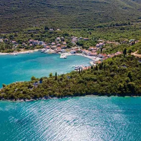Bougainvillea--Apartment By The Sea - Image 5