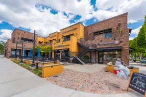 Newly Renovated 4bds home in Los Angeles - Image 2