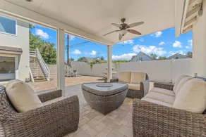 Newly Renovated 4bds home in Los Angeles - Image 5