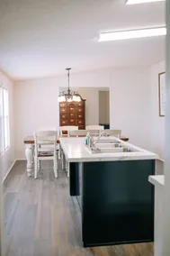 Lake Bowen House 4b with private hot tub - Image 3