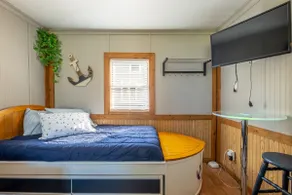 Anchor Away – Steps to Lake & Family Fun - Image 3