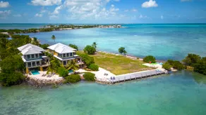 ✦Unwind on your Oceanedge villa on Seapalm island✦ - Image 3