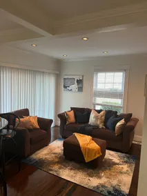 Lovely 3 Bedroom In Boston - Image 4