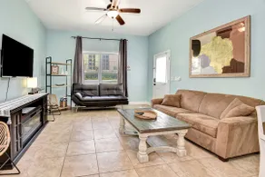 Htd pool/SPA, +in-law suite, mins wlk to beach - Image 4