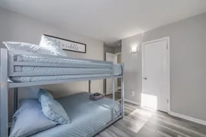 Geräumige 3-Zimmer-Wohnung in Phoebus – tolle Monatsmieten - Image 4