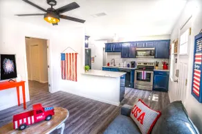 Spacious Home Mins from Fort Hood- Sleeps 8 - Image 2