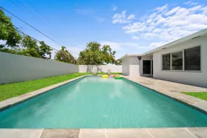Beautiful home with pool! 5 mins from FTL Airport - Image 5