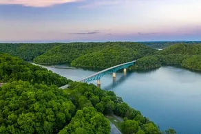 Center Hill Lake - 4 Bedroom, 2 Bath, Bonus Rm & Deck - 1 Hr to Nashville - Image 4