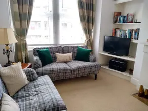 Beautiful 3 bedroom apartment in London - Image 2